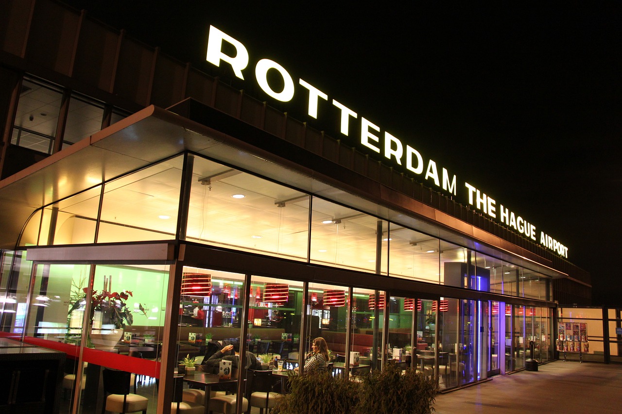 rotterdam, the hague airport, restaurant-101686.jpg